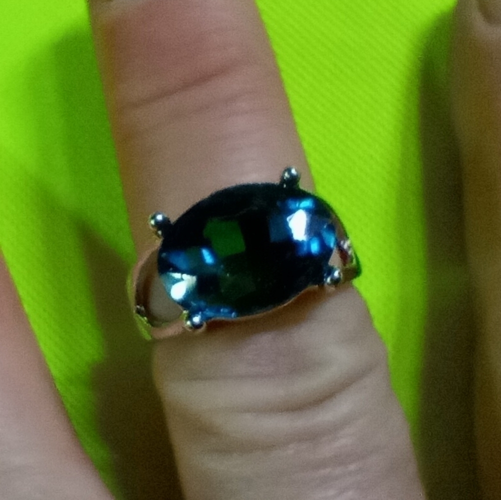 Silvertone blue crystal ring size 8.5